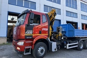 СЕДЕЛЬНЫЙ ТЯГАЧ FAW CA3250  C КМУ XCMG SQZ 330-6 (6X4)